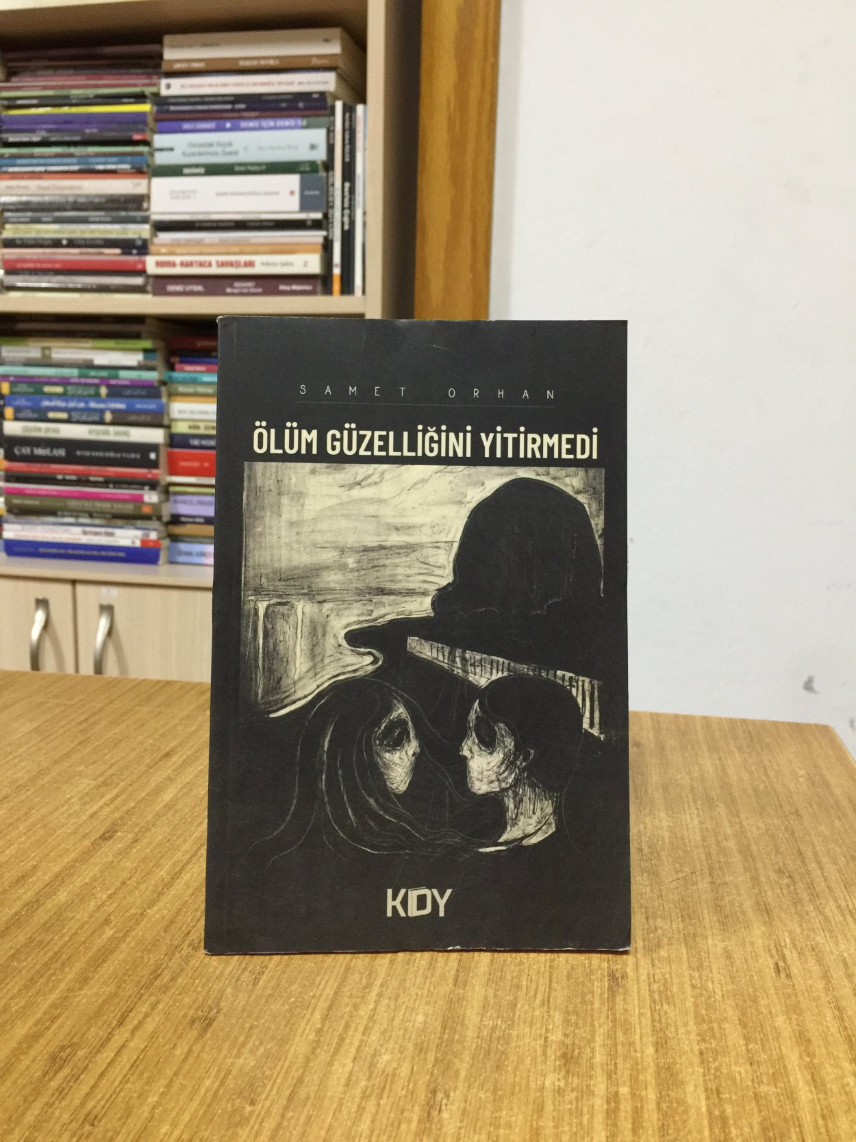 Ölüm Güzelliğini Yitirmedi - Samet Orhan