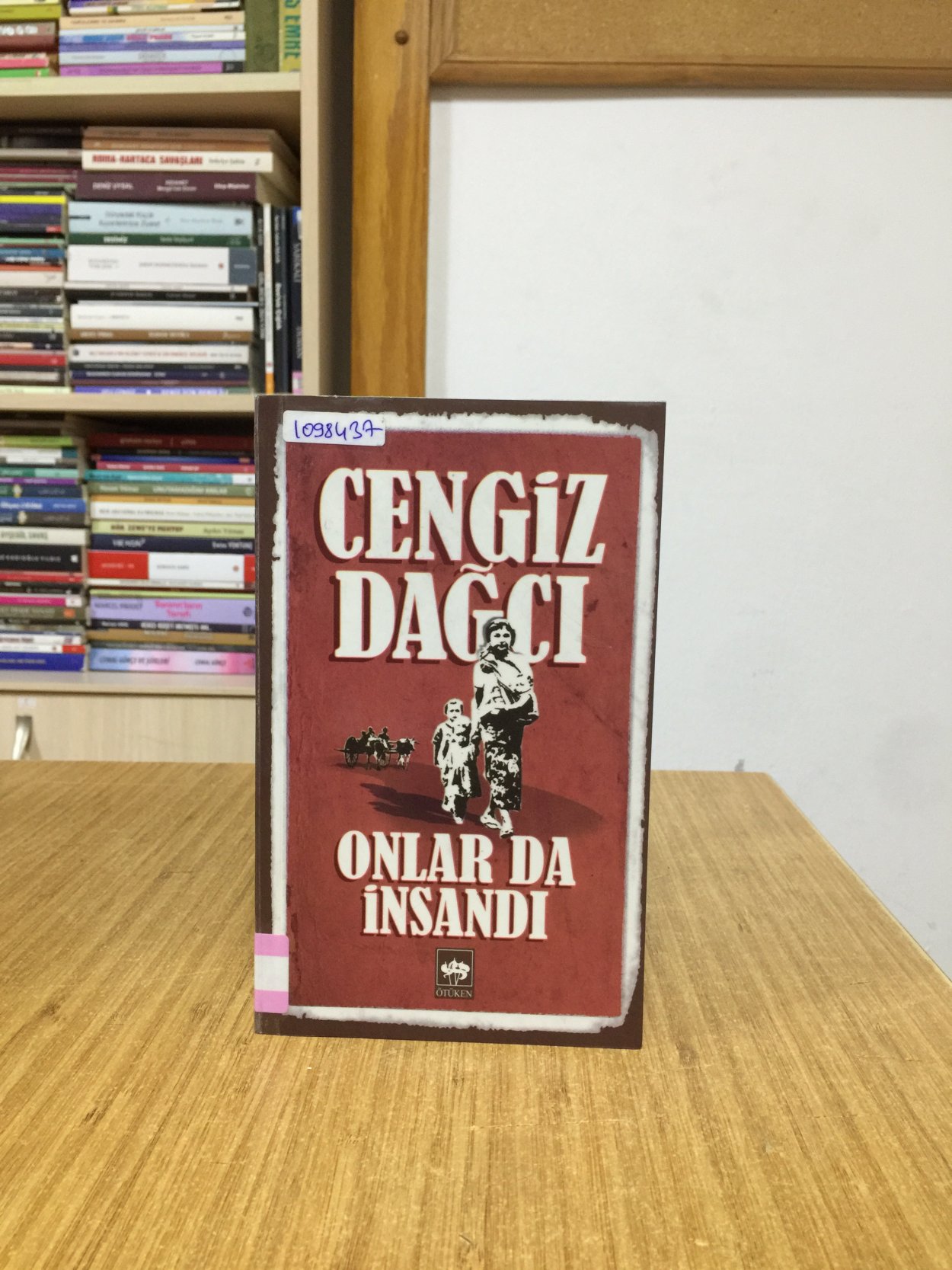 Onlar da İnsandı - Cengiz Dağcı //