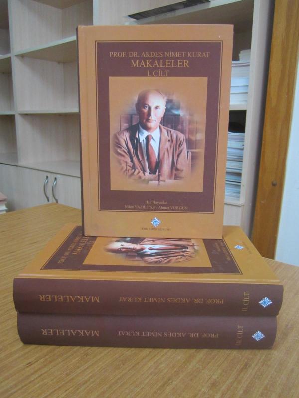 Prof. Dr. Akdes Nimet Kurat Makaleler [3 CİLT TAKIM]