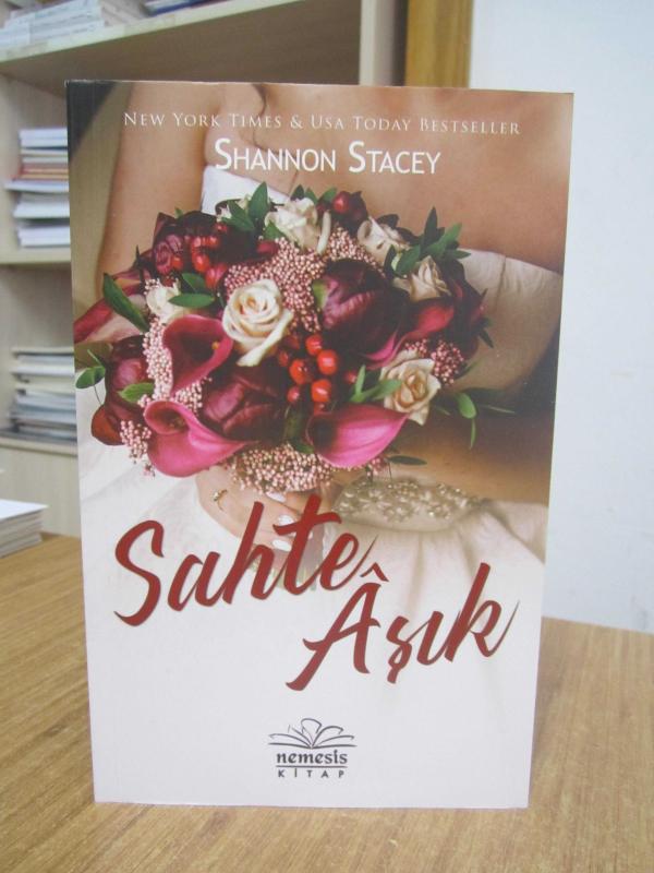 Sahte Aşık - Shannon Stacey ( Özgün Adı: Your to Keep )