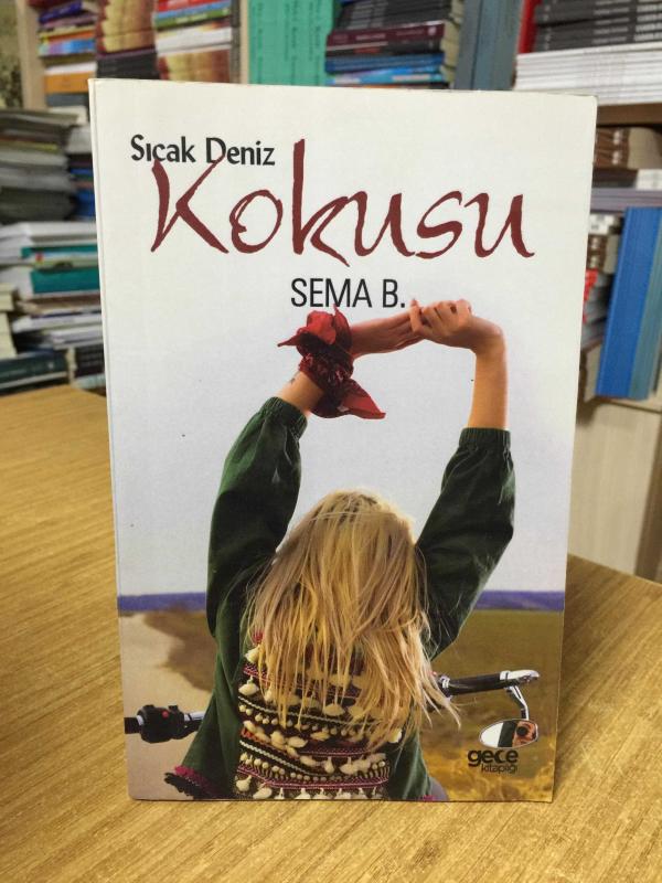 Sıcak Deniz Kokusu - Sema B.