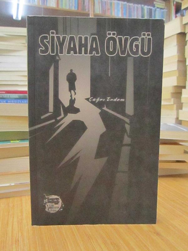Siyaha Övgü