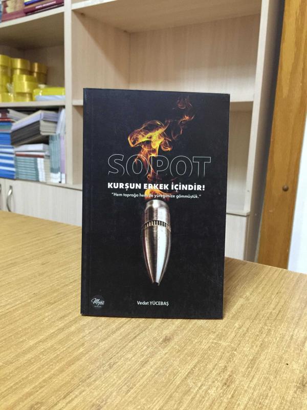 Sopot - Kurşun Erkek İçindir! / Plumbi Este Per Burrat (Türkçe-Arnavutça)