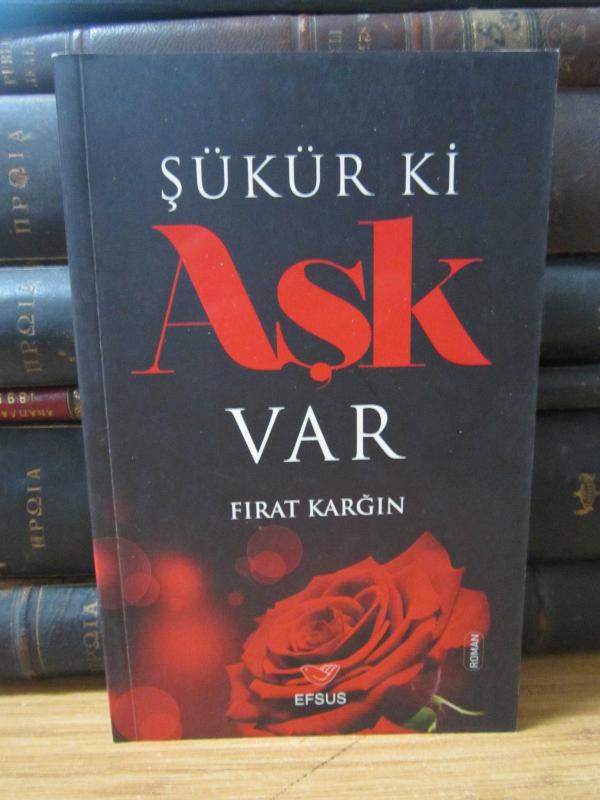 Şükür Ki Aşk Var