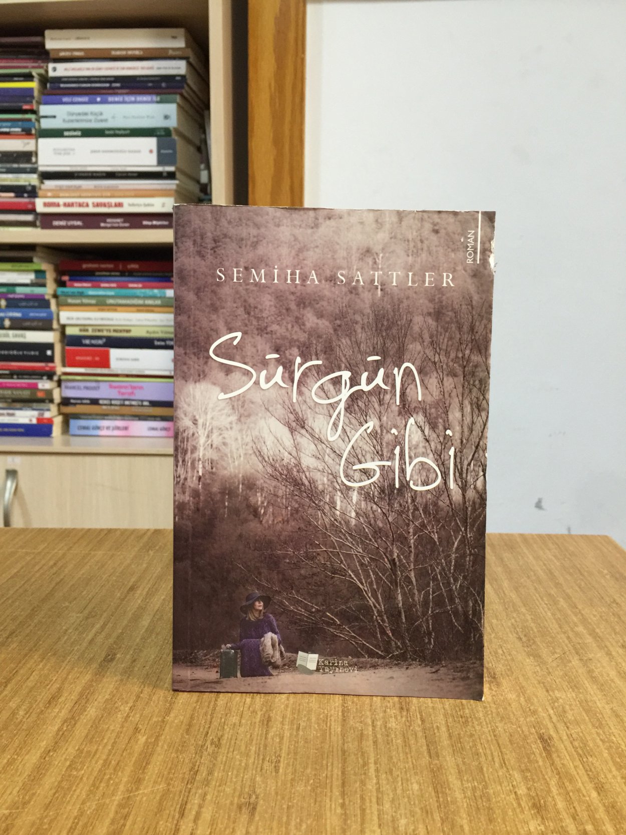 Sürgün Gibi - Semiha Sattler