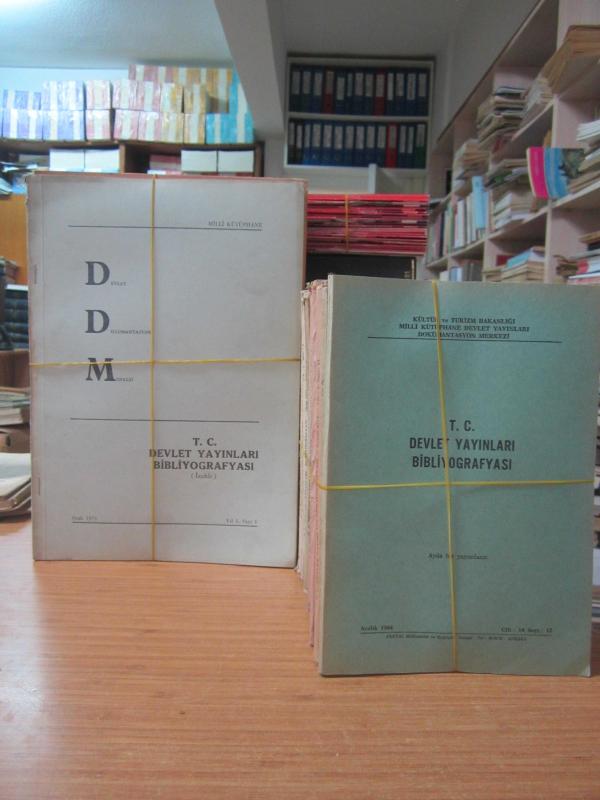 T.C. Devlet Yayınları Bibliyografyası (İzahlı) - 1971'den 1989'a Kadar Yayınlanmış 45 Farklı Sayı Mevcut (Sayılar Açıklamada)