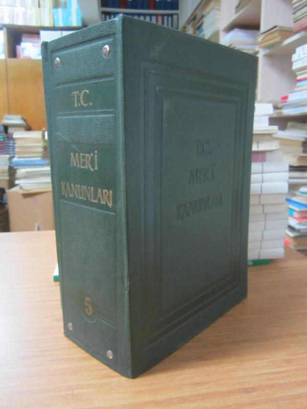 T.C. Mer'i Kanunları - Cilt 5 - İktisadi Kanunları  1984 - Ciltli