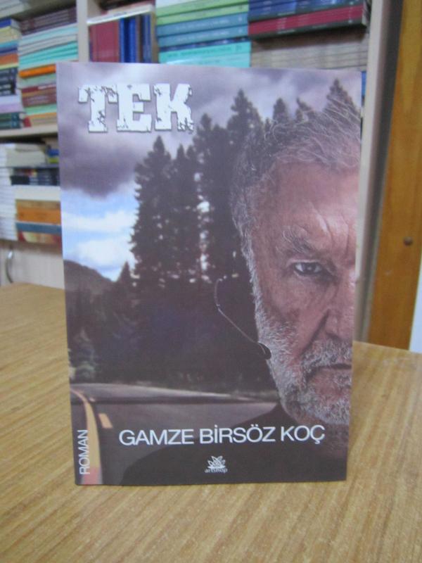 Tek - Gamze Birsöz Koç