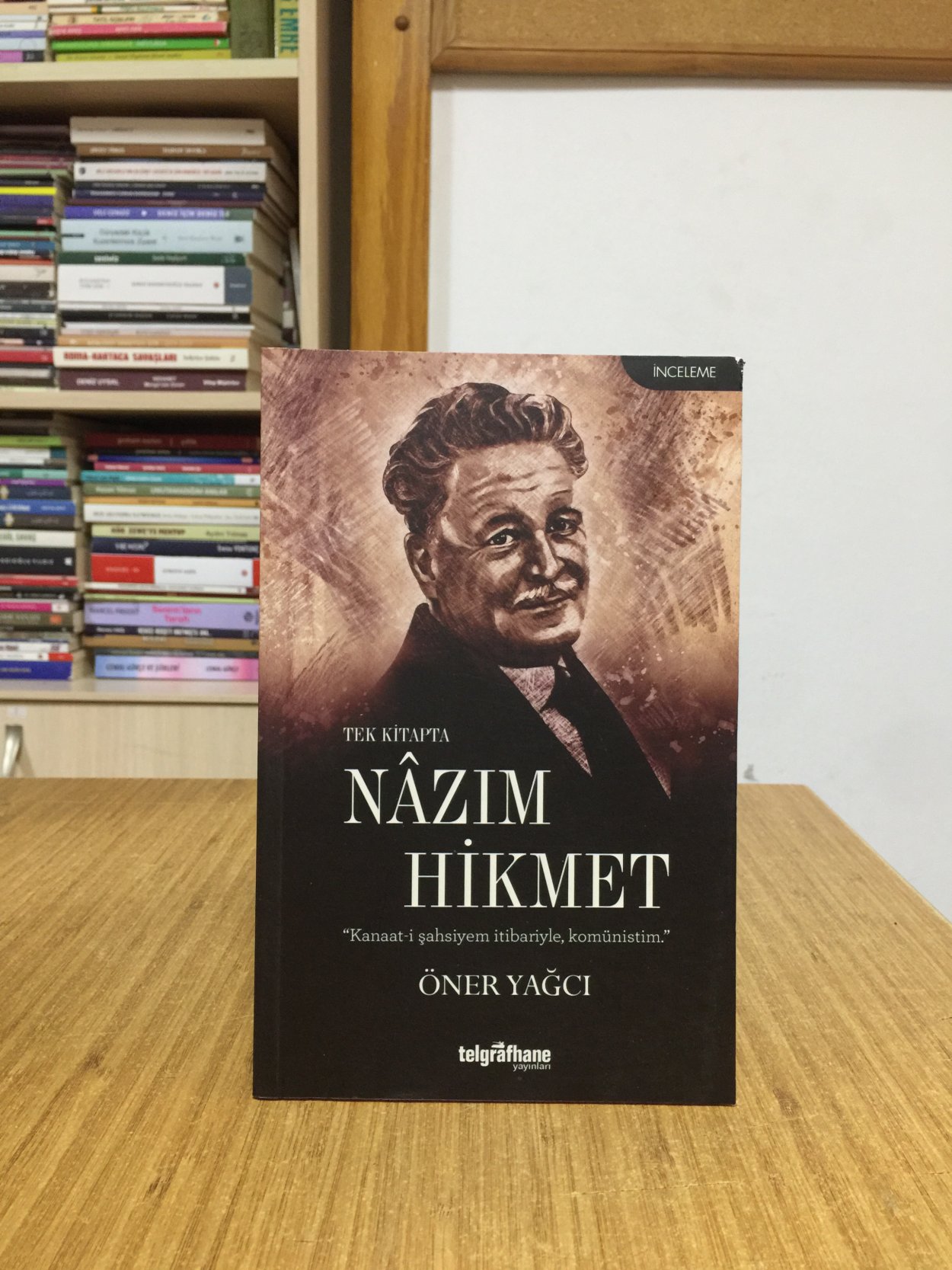 Tek Kitapta Nazım Hikmet