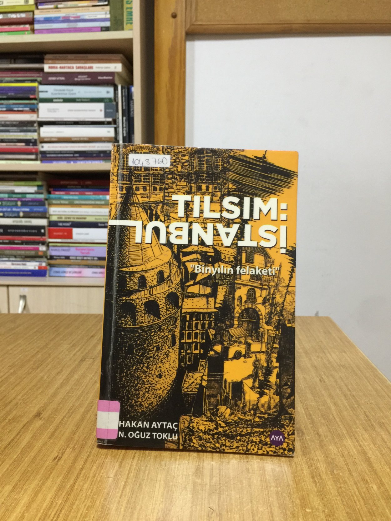 Tılsım İstanbul - Hakan Aytaç & N. Oğuz Toklu