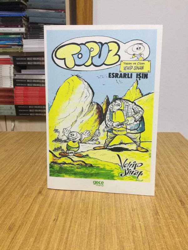 Topuz 1 Esrarlı Işın - Vehip Sinan (Çizgi Roman)