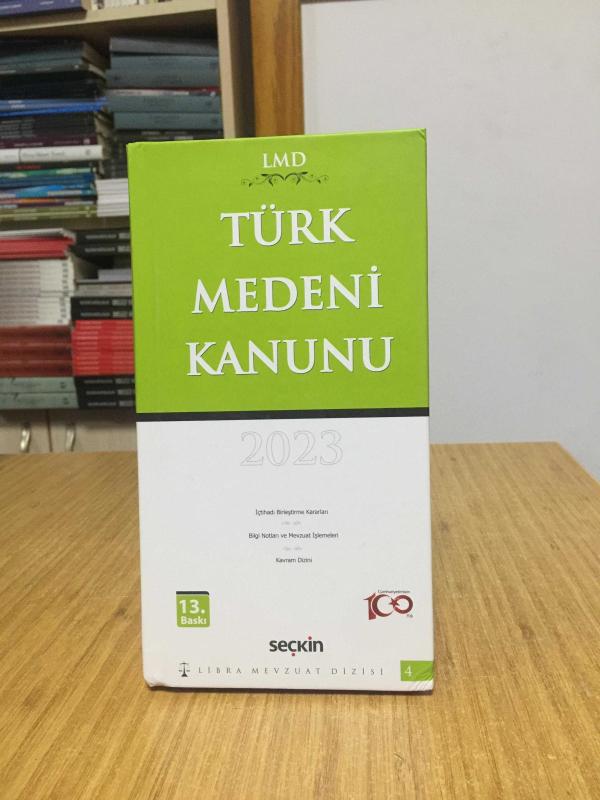 Türk Medeni Kanunu / LMD 4 [13.Baskı - Ciltli]
