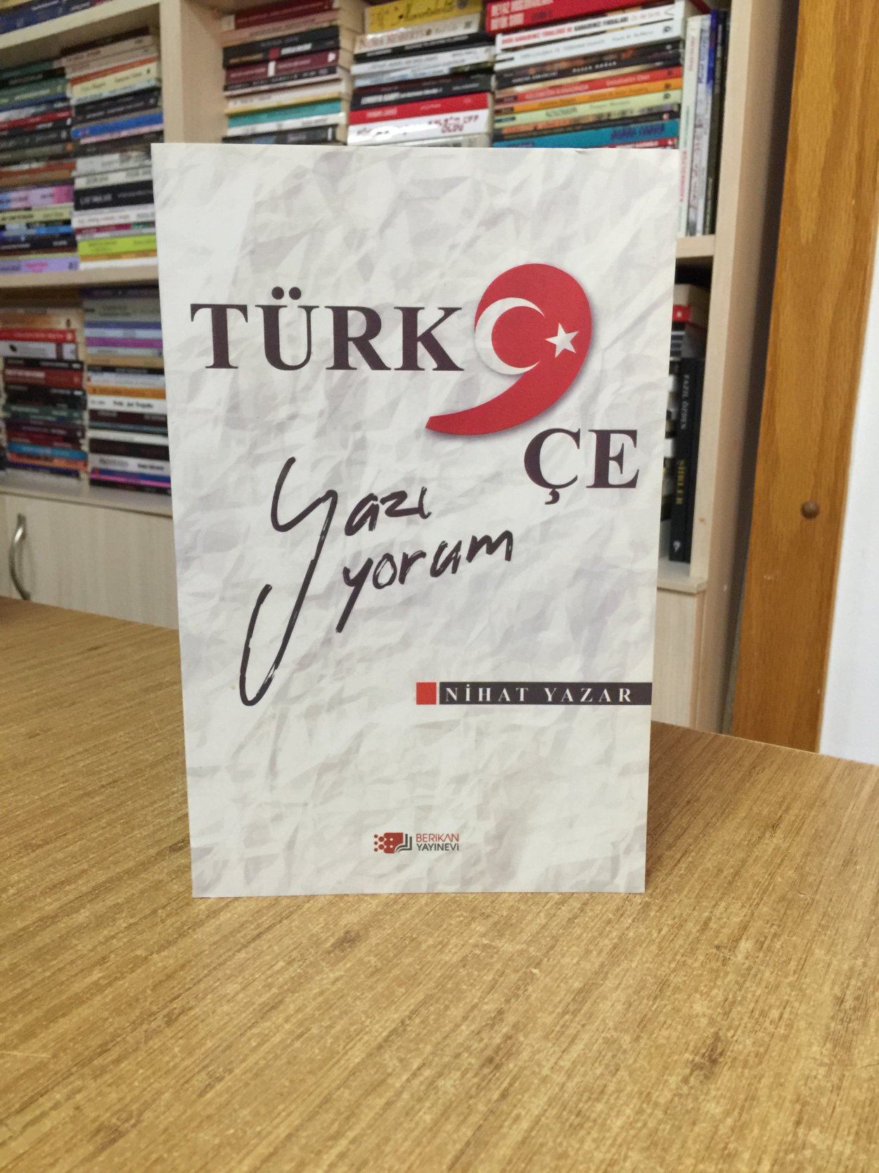 Türkçe Yazıyorum - Nihat Yazar