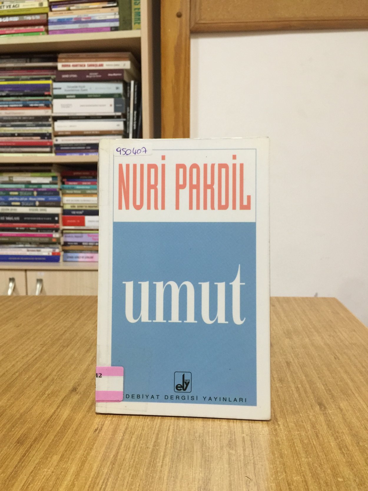Umut - Nuri Pakdil