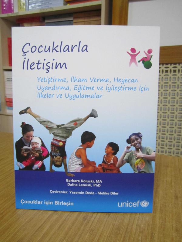 UNICEF Çocuklarla İletişim / Barbara Kolucki & Dafna Lemish