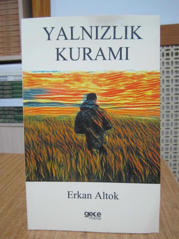 Yalnızlık Kuramı - Erkan Altok