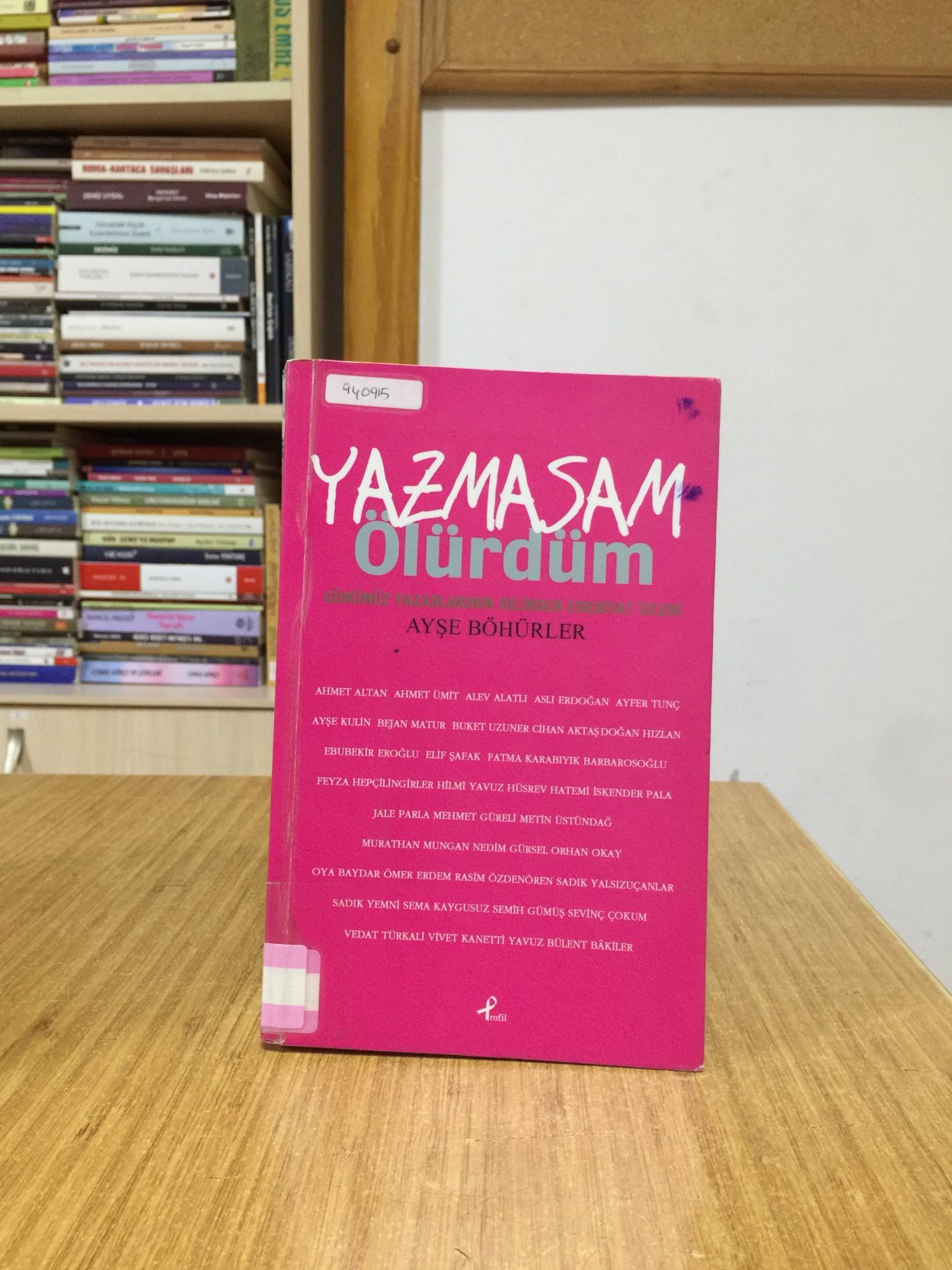 Yazmasam Ölürdüm - Ayşe Böhürler