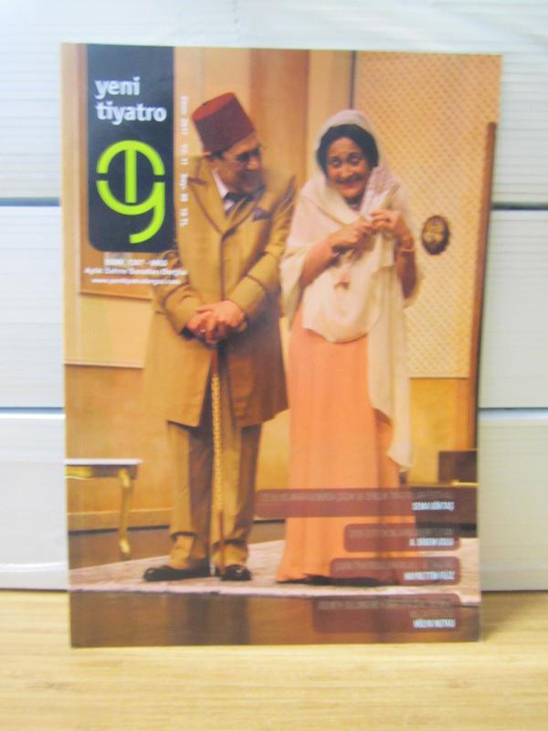 YENİ TİYATRO Aylık Sahne Sanatları Dergisi - Sayı 98 - Ekim 2017