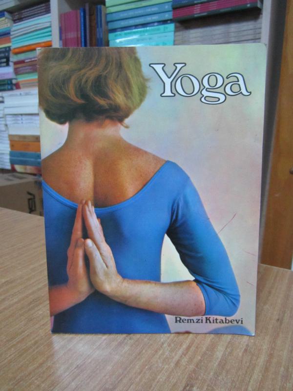 YOGA - Sophy Hoare
