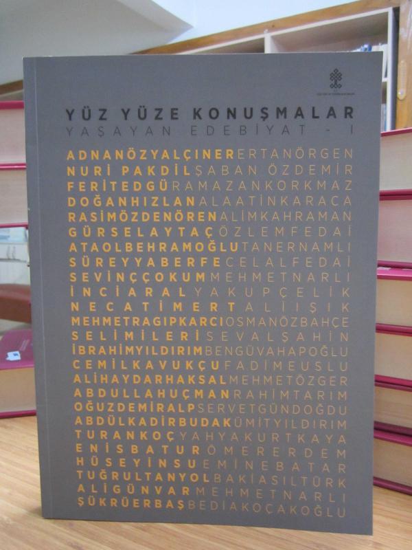 Yüz Yüze Konuşmalar Yaşayan Edebiyat 2 CİLT TAKIM