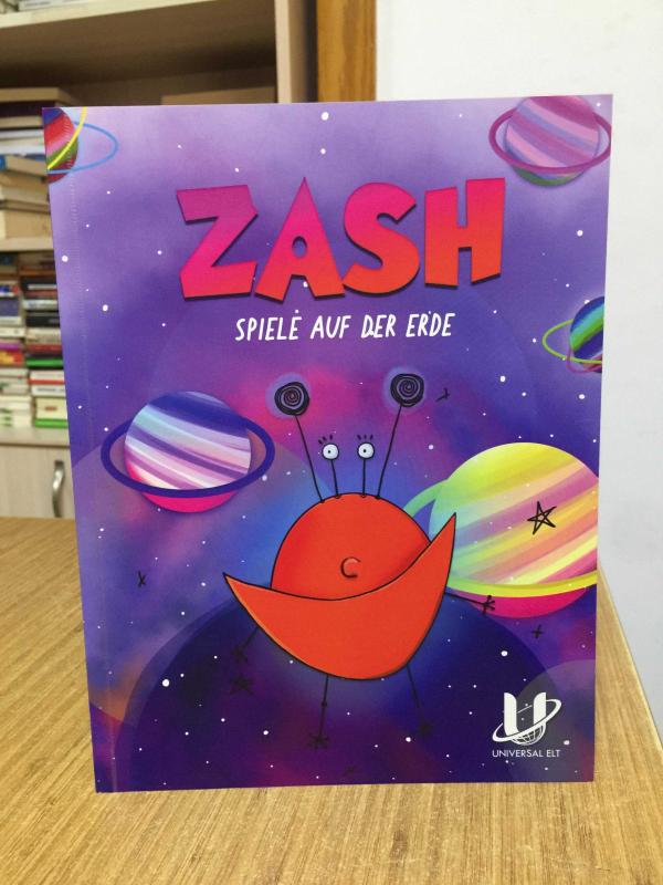 ZASH Spiele auf der erde A1 UNIVERSAL ELT (İlkokul ve Ortaokul Öğrencilerine Yönelik Almanca Hikaye Kitabı)